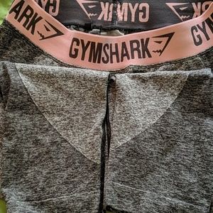 Gym shark capris